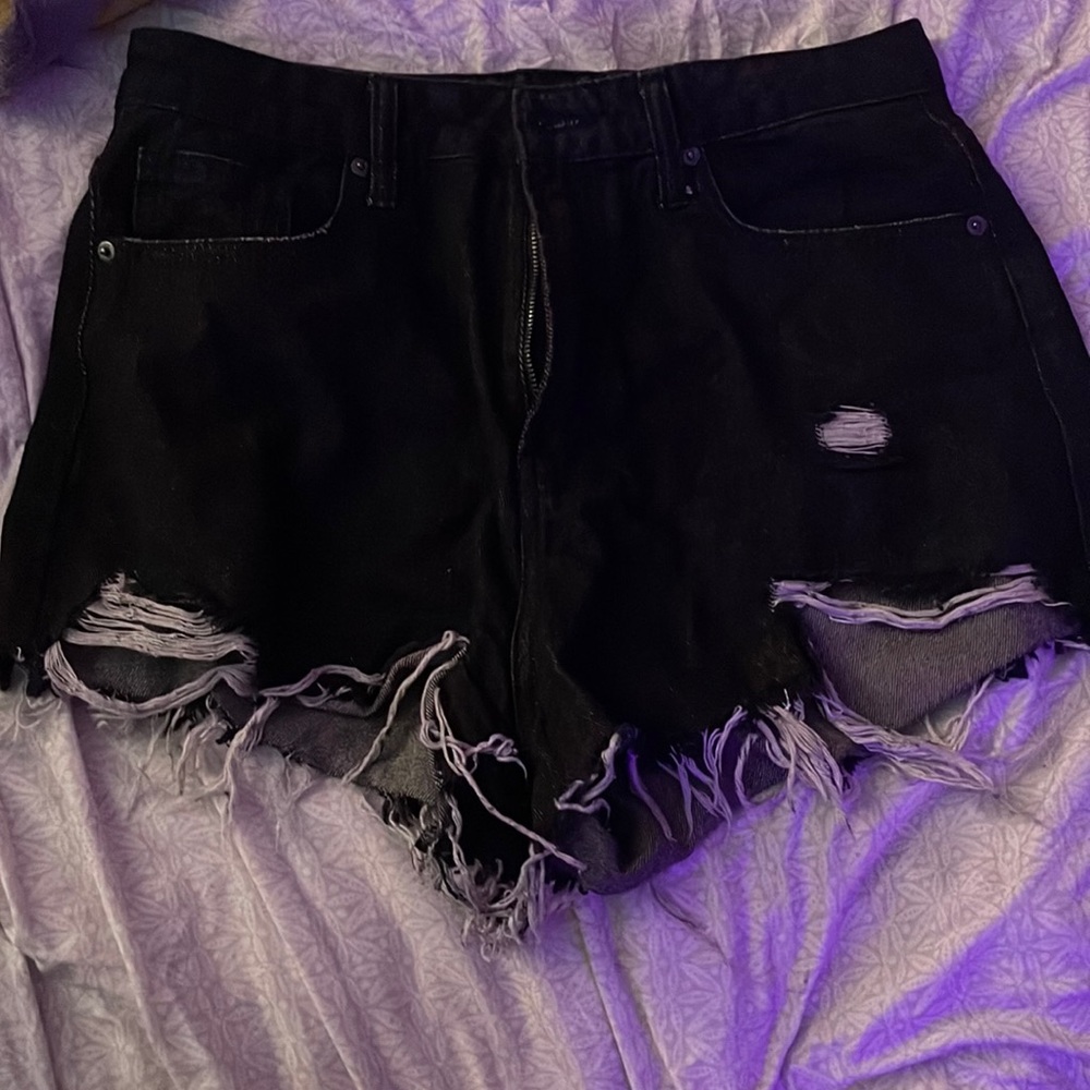 forever 21 black ripped shorts